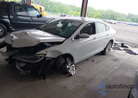 2015 Chrysler 200 C из США, поврежденный, VIN 1C3CCCCB4FN607229